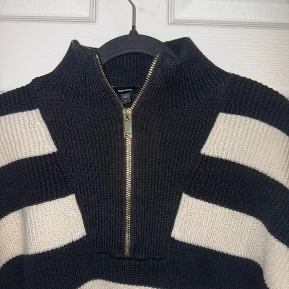 Express Black and Cream Knit Sweater - Picture 2 of 4